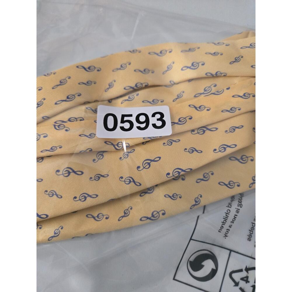 Alynn Yellow Tie Blue Musical Notes Handmade 100%‎ Silk - Picture 4 of 4